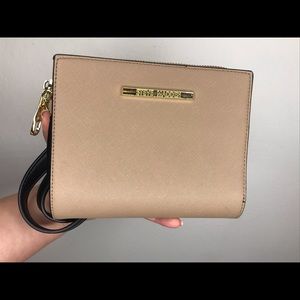 Steve Madden crossbody bag